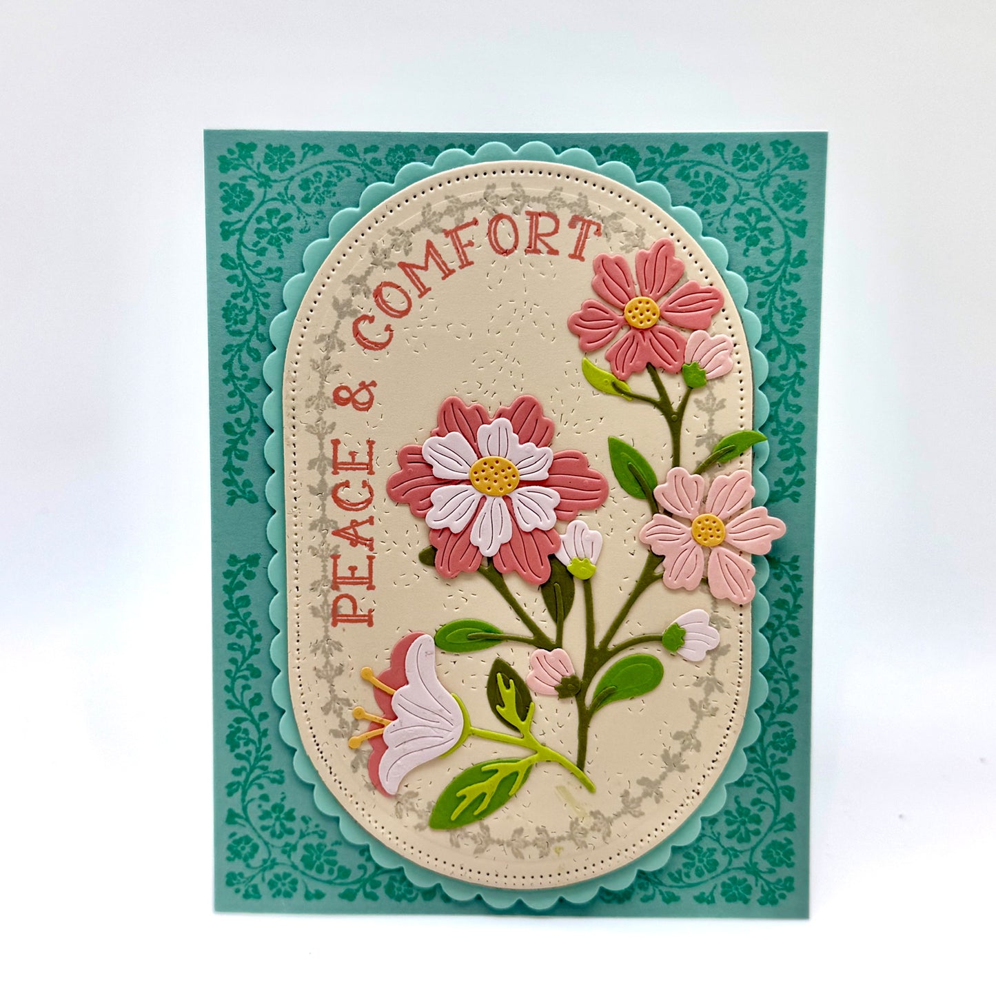 DP GM Oval Card Stamp & Die